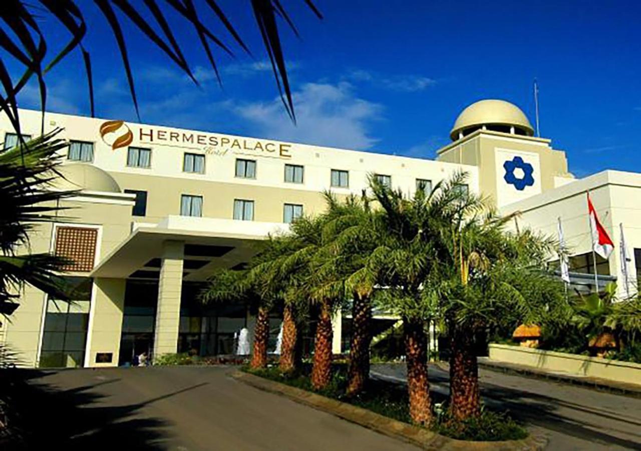 แอร์เมส พาเลซ บาย เบนคูเลน Hotel บันดาอาเจะห์ ภายนอก รูปภาพ